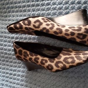 Bandolino Animal Print wedge heel shoes